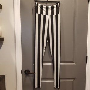 Voel Leggings - Size S